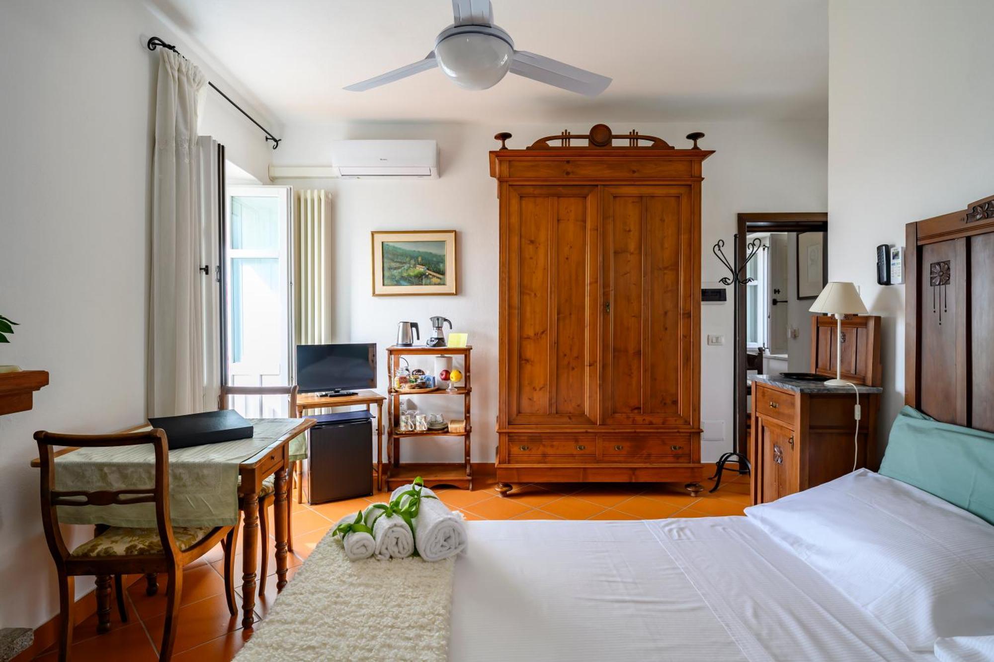 La Vignaredda - Residenza Di Charme Hotel Aggius Buitenkant foto